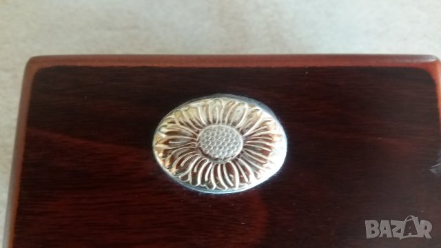 Кутийка за бижута, снимка 4 - Антикварни и старинни предмети - 22801125