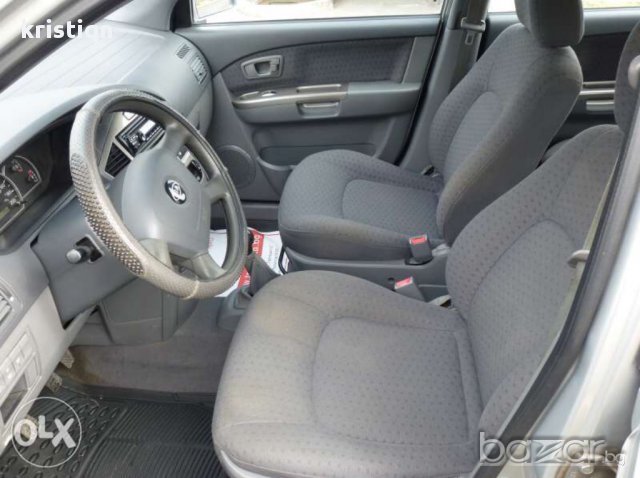 Kia Carens 2.0 CRDi Ex, снимка 8 - Автомобили и джипове - 15914146