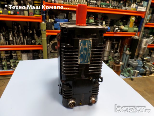 Двигател постояннотоков тип 5 МТ, снимка 2 - Други машини и части - 10303254