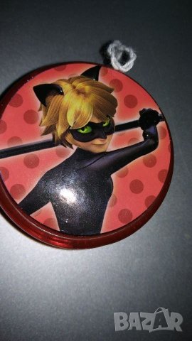 Светещо Йо-йо на Котарака и Калинката, снимка 3 - Кукли - 23844050