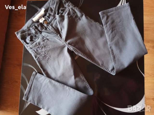 страхотни сиви дънки за момиче с бродерия (размер 122)