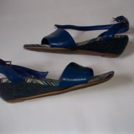  Елегантни дамски обувки и сандали 3 чифта, снимка 8 - Сандали - 11828775