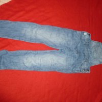 H&M 128 Страхотен дънков гащеризон, снимка 1 - Детски панталони и дънки - 23517157