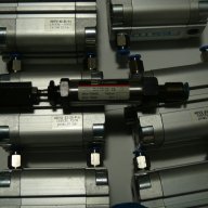 FESTO,SMC пневматика, цилиндри, разпределител, клапани, конектори, снимка 2 - Резервни части за машини - 18415325