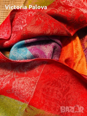 Шал пашмина и коприна,2 м на 72см, снимка 4 - Шапки - 26117649