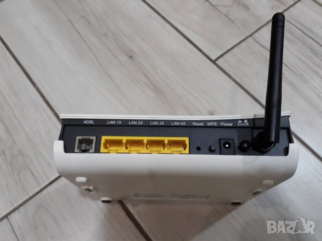 Лот от безжични Рутери за интернет, снимка 12 - Рутери - 24035489