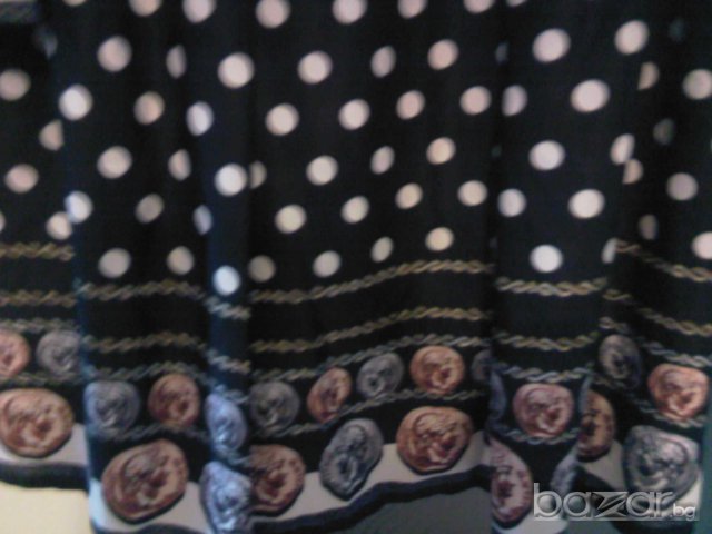 Дамска рокля на точки, снимка 4 - Рокли - 7021640