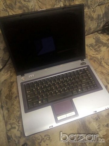 лаптоп Beng r55 на части, снимка 1 - Лаптопи за дома - 20748663