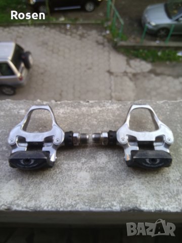 Продавам шосейно седло и педали, снимка 6 - Части за велосипеди - 24678246