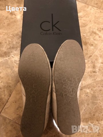 Дамски маратонки Calvin Klein, снимка 2 - Маратонки - 25491295