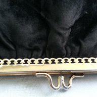   дамска чанта клъч черно кадифе, снимка 2 - Антикварни и старинни предмети - 11103141