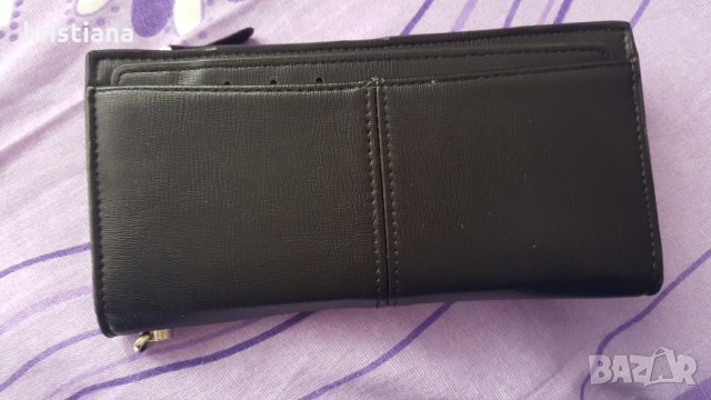 Дамско портмоне