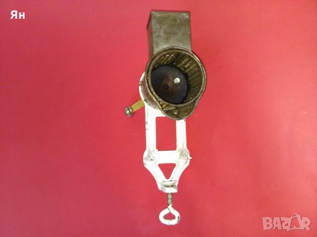 Стара Качествена Метална Мелачка за Ядки 'Alba'-Австрия, снимка 3 - Други ценни предмети - 21987728