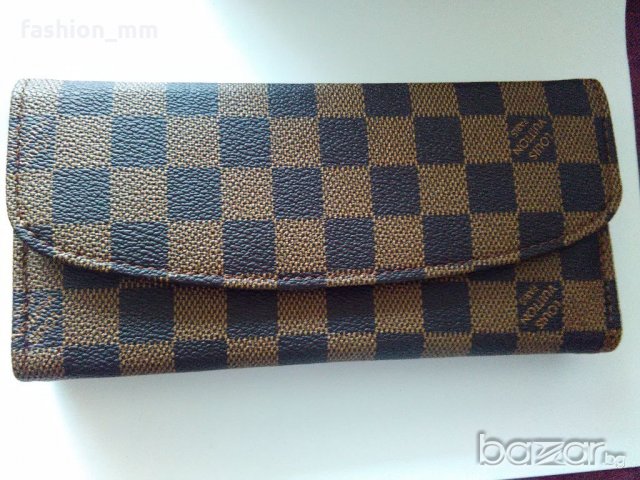 Кожено дамско портмоне Louis Vuitton