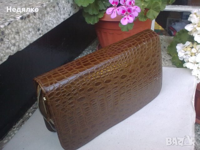 Дамска чанта крокодилска кожа, снимка 10 - Чанти - 23224072