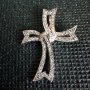 Стилен  сребърен кръст с циркони, снимка 1 - Колиета, медальони, синджири - 25159275