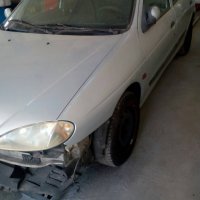 Renault Megane 1.9 DTI, снимка 4 - Автомобили и джипове - 23058172