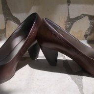 №38-Естествена кожа оригинал на Lazzarini , снимка 4 - Дамски обувки на ток - 14906892