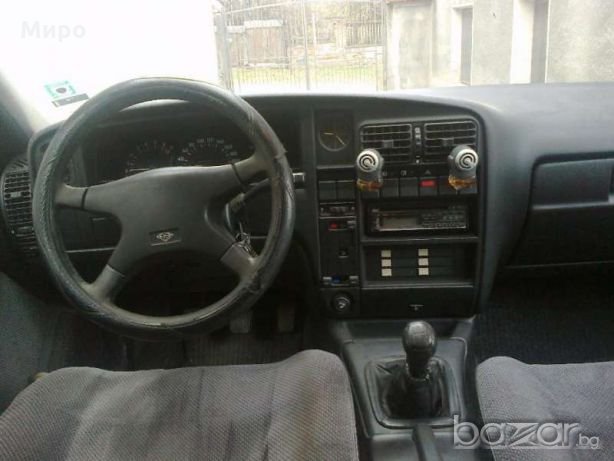 Опел Омега А 1992, снимка 4 - Автомобили и джипове - 19899203