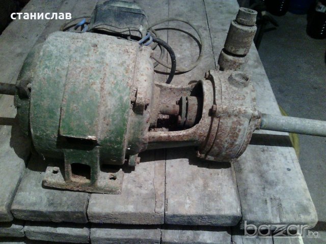 Електромотор с водна помпа