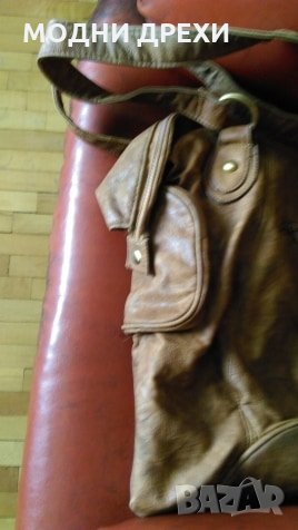 Дамска чанта, снимка 7 - Чанти - 25916965