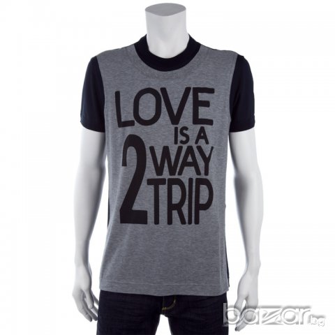 D&G Dolce & Gabbana Love is a 2 Way Trip Мъжка Тениска size 46 (S), снимка 2 - Тениски - 7097126