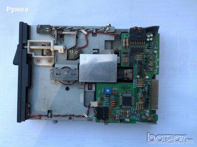 Флопидисково устройство за 5,25" дискети, снимка 2 - Кабели и адаптери - 11937697