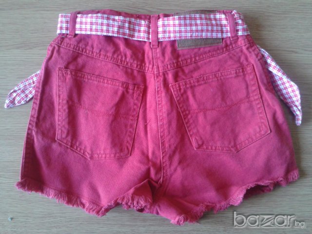 Дънкови къси панталони с колан (дамски, червени) - Оригинални, снимка 6 - Къси панталони и бермуди - 7834290