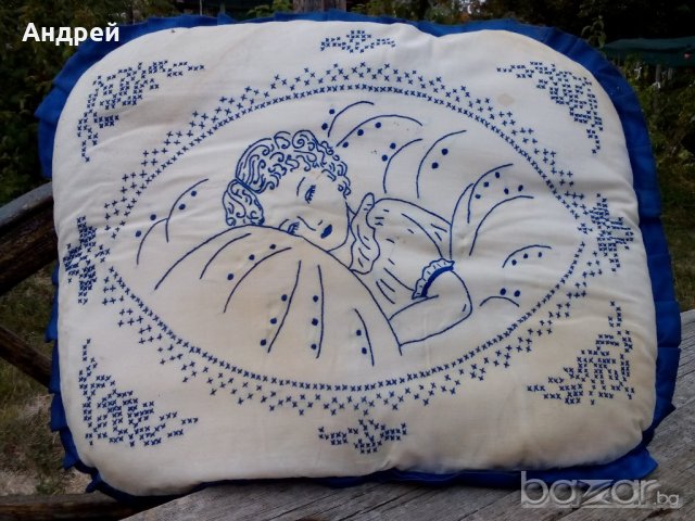 Старинна Възглавница, снимка 2 - Антикварни и старинни предмети - 19375351