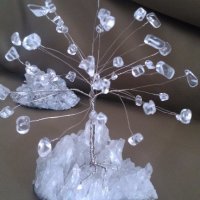 Кристални дръвчета изцяло от естествени камъни.Дървото на живота и любовта., снимка 14 - Декорация за дома - 19828944