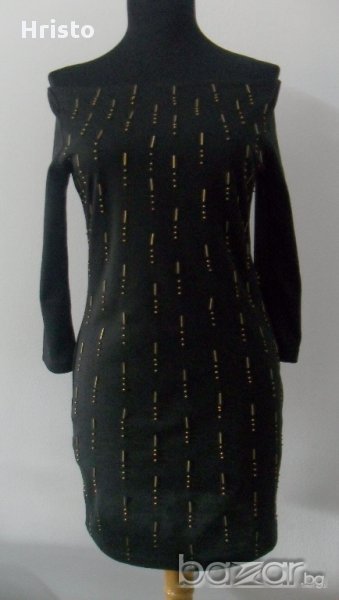 Черна рокля с интересни елементи размер С, снимка 1