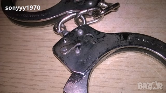 smith fargo texas-оригинални белезници-внос франция, снимка 5 - Оборудване и аксесоари за оръжия - 26202825
