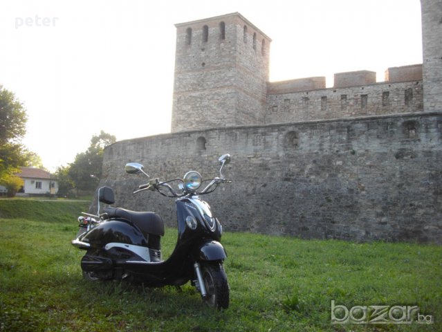 VESPA  Електрически скутер 1500 Watt Retro E-Scooter , снимка 3 - Мотоциклети и мототехника - 11938894