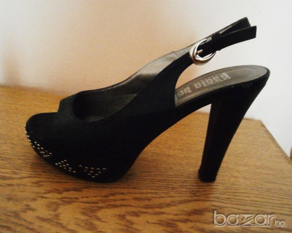 Черни кожени обувки , снимка 1 - Дамски обувки на ток - 8949833