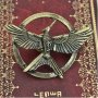 Брошка от филма Игрите на глада 3 Сойка присмехулка Hunger Games Mockingjay,цвят старо злато и злато, снимка 2