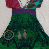 Красива шарена рокля на Десигуал, М, снимка 2 - Рокли - 11307823