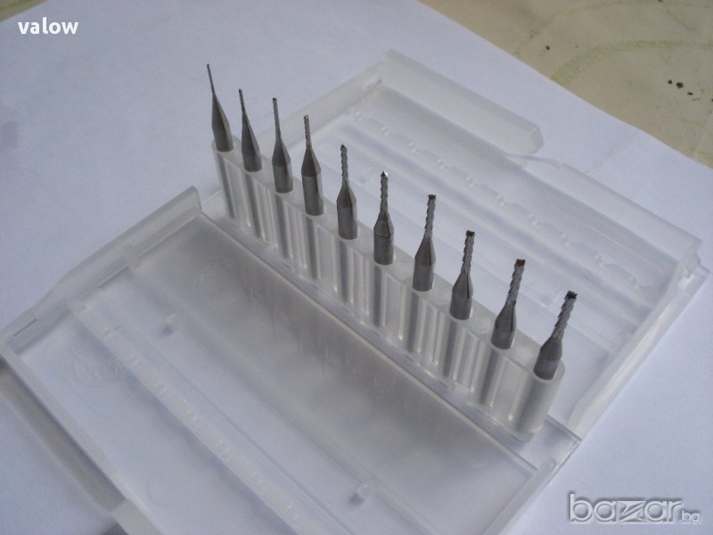 Фрезери цилиндрични Ф 0,6 - 1,5 мм твърдосплавни комплект за Дремел Dremel CNC, снимка 1
