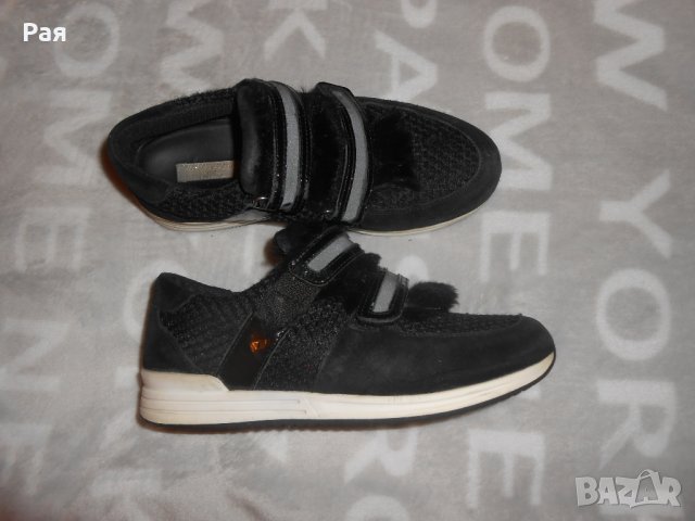 Черни спотни обувки Dolce Gabbana 100 % кожа, снимка 10 - Детски маратонки - 24338765