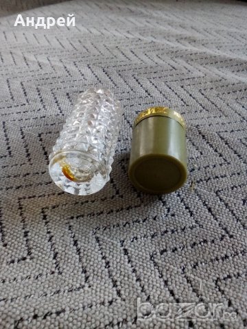 Шише от парфюм ЖИЗЕЛ, снимка 5 - Антикварни и старинни предмети - 20458581