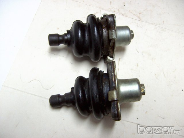 Ябълковиден болт за горния носач на москвич  , снимка 3 - Части - 10002036