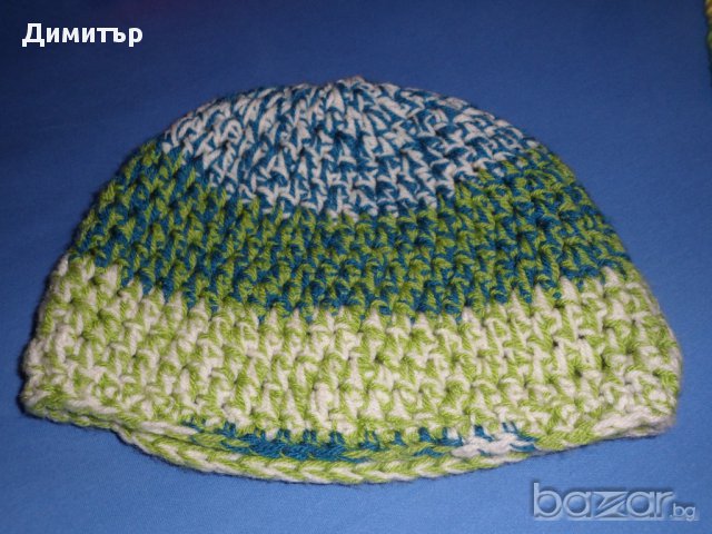 Продавам ръчно плетени шапки, снимка 9 - Шапки - 13750183