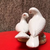 Порцеланова композиция двойка бели пощенски гълъби!, снимка 2 - Статуетки - 24281349