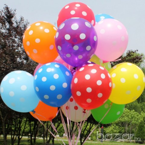 Намаление - 30 % "Полка точки" латекс червен на бели точки с хелий или въздух, декорации с балони, снимка 4 - Надуваеми играчки - 18887080