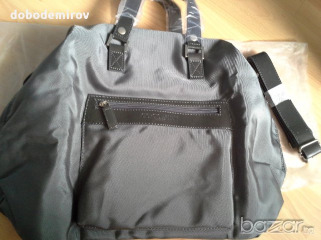 Нова травъл чанта GIORGIO ARMANI PARFUMS оригинал, снимка 13 - Чанти - 12104987