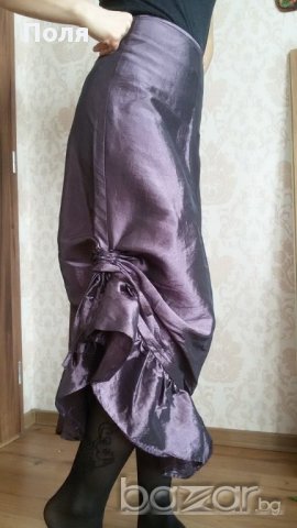 Лилава елегантна пола с възможност за набори