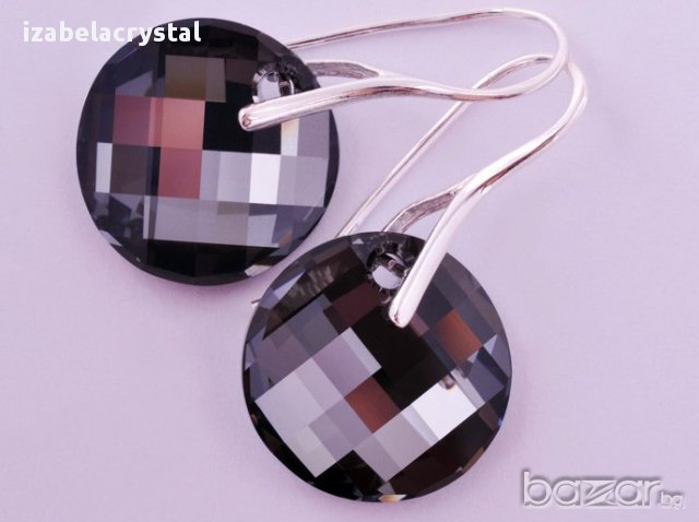Комплект Сваровски "Twist" Crystals from SWAROVSKI ®, снимка 2 - Бижутерийни комплекти - 6058126