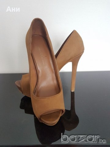 Бежови обувки Bershka 39 номер, снимка 3 - Дамски обувки на ток - 18610496