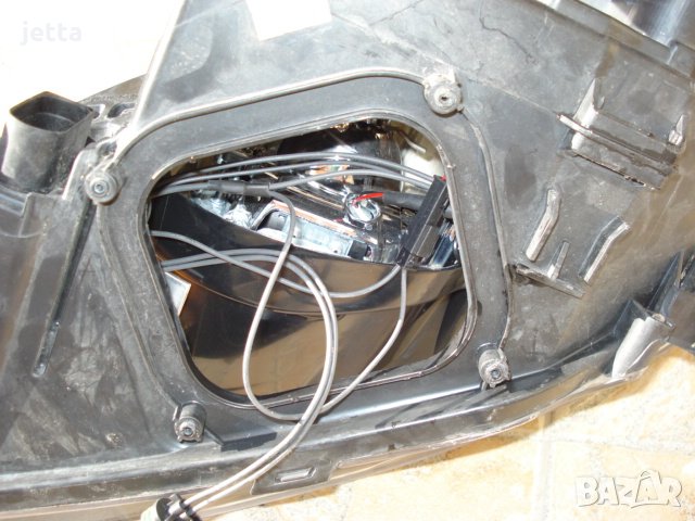 фар десен ксенон за форд фокус ford fokus, снимка 4 - Части - 22199404