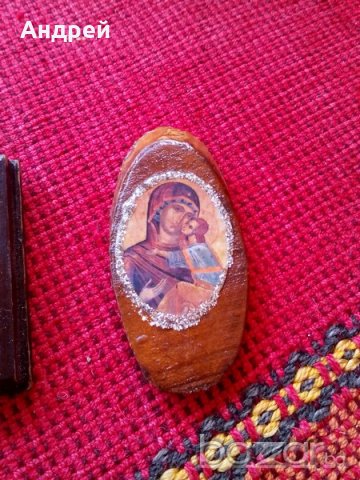 Сувенирна икона, снимка 7 - Антикварни и старинни предмети - 18922428