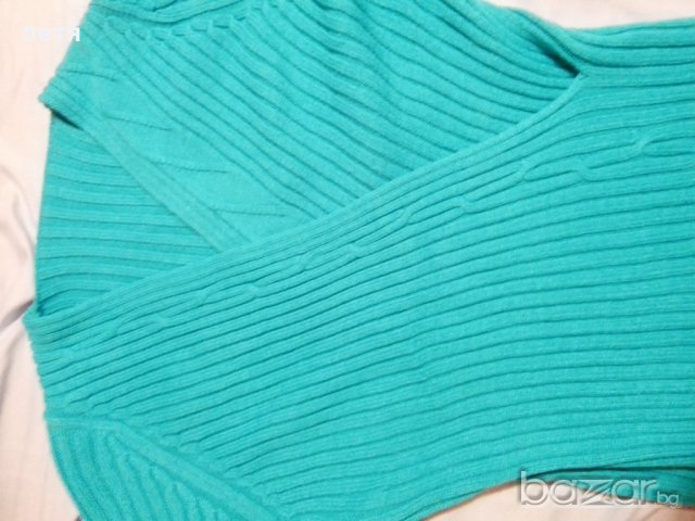 пуловер , снимка 2 - Блузи с дълъг ръкав и пуловери - 20695496